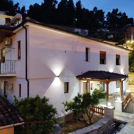 Hotel Vila Vreko B&B Berat Exterior foto