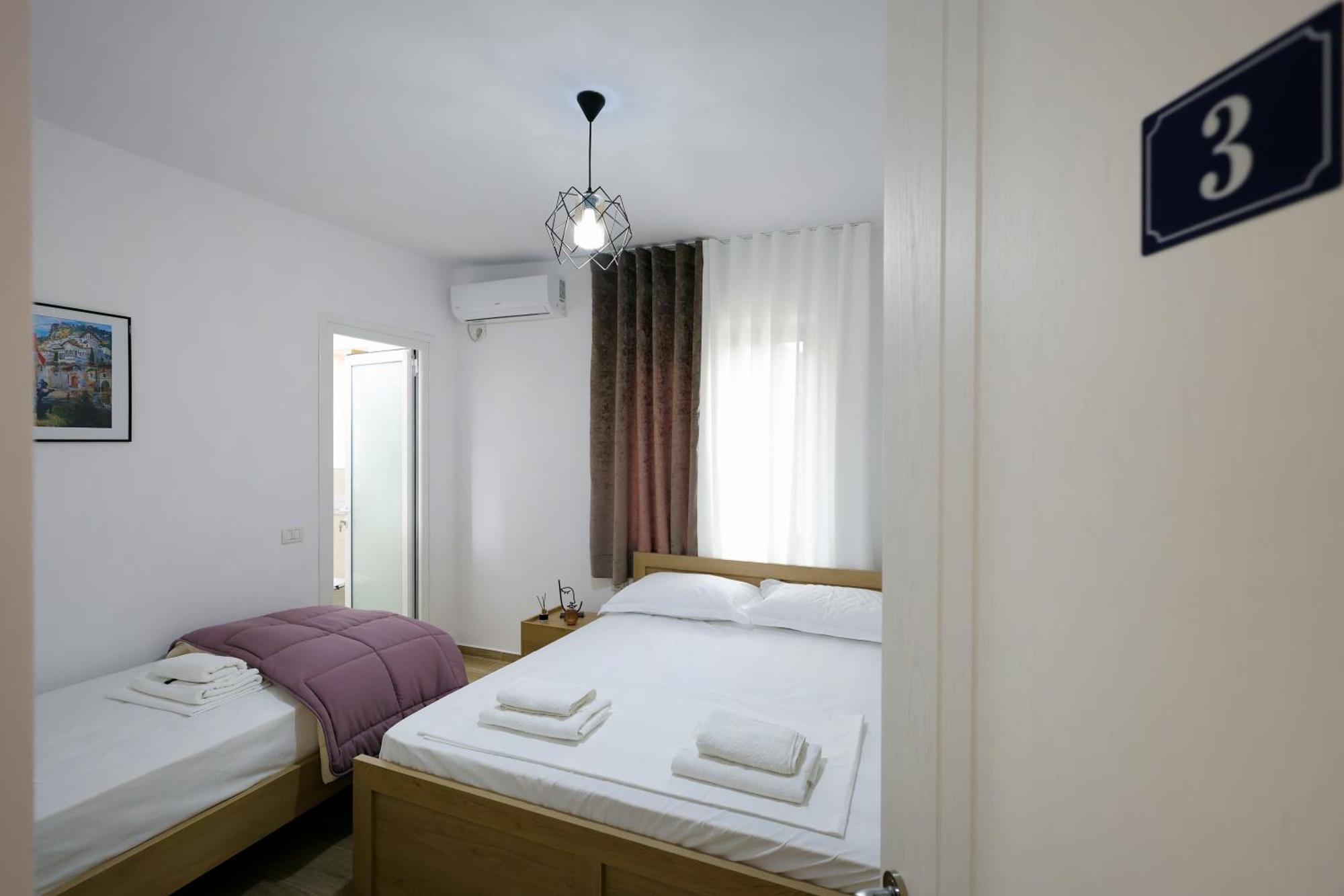 Hotel Vila Vreko B&B Berat Exterior foto